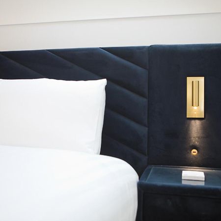 Ultra Stylish Apt Set In An Affluent Location Poole Εξωτερικό φωτογραφία