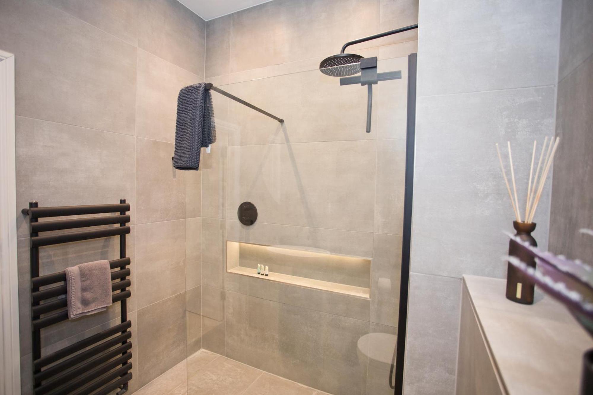 Ultra Stylish Apt Set In An Affluent Location Poole Εξωτερικό φωτογραφία
